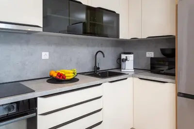 Kuhinja ili čajna kuhinja u objektu Elvin Apartment with sea view