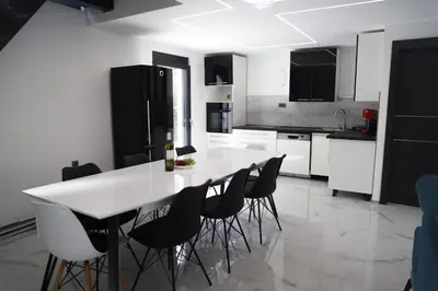 Kuhinja ili čajna kuhinja u objektu Villa paradise