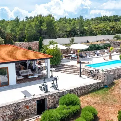 House of Freedom by Aneo Travel