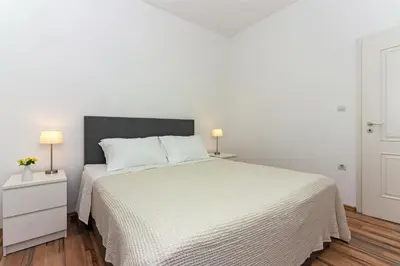 Krevet ili kreveti u jedinici u objektu Apartment KATE only 10 meter from beach near SPLIT
