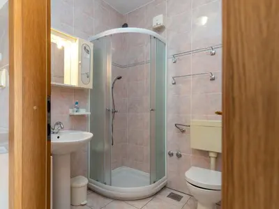 Kupaonica u objektu Studio Jerkan 13 by Interhome