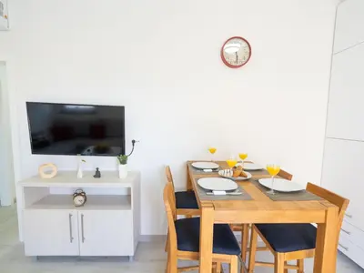 TV i/ili zabavni centar u objektu Apartment Lucius 1 by Interhome