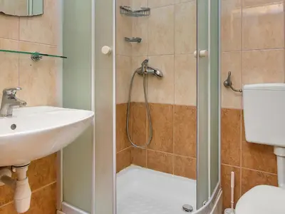 Kupaonica u objektu Apartment Rubin-8 by Interhome