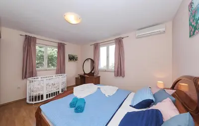 Krevet ili kreveti u jedinici u objektu Beautiful Home In Bast