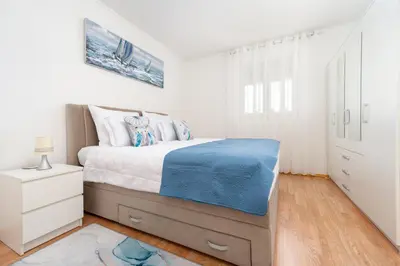 Krevet ili kreveti u jedinici u objektu Holiday house with a parking space Dugi Rat, Omis - 23046