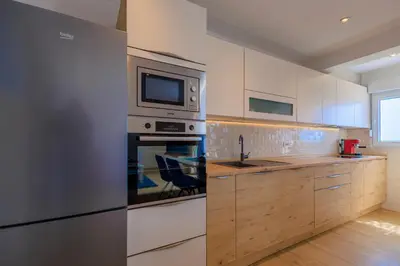 Kuhinja ili čajna kuhinja u objektu Apartment Maya
