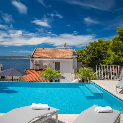 Villa Brela apartments