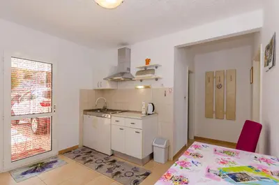 Kuhinja ili čajna kuhinja u objektu Apartments Marika