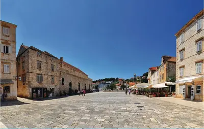 Okolica vikendica ili susjedstvo u blizini