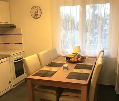 Kuhinja ili čajna kuhinja u objektu Sea Breeze Jelsa