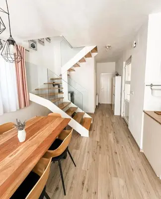 Kuhinja ili čajna kuhinja u objektu CozyHouse79 3-bedroom with gym