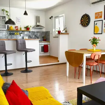Luna House