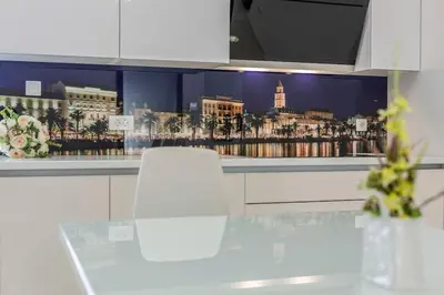 Kuhinja ili čajna kuhinja u objektu Exclusive Villa Holiday