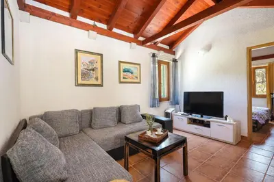 TV i/ili zabavni centar u objektu House Irena