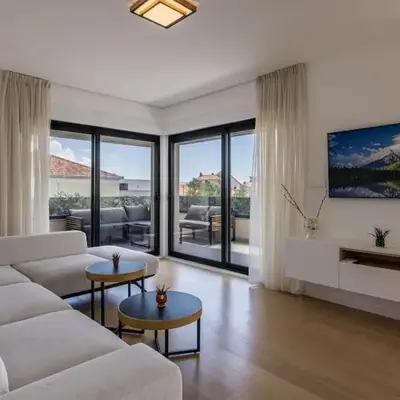 Sal Mare - luxury and elegant family apartment