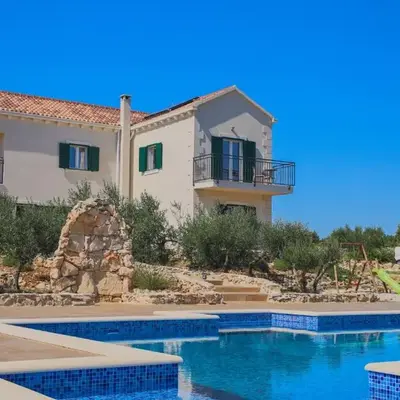 Villa Luisa für bis zu 8 Personen mit Pool