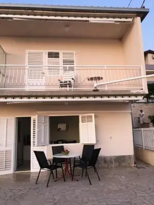 Balkon ili terasa u objektu Maestral apartman