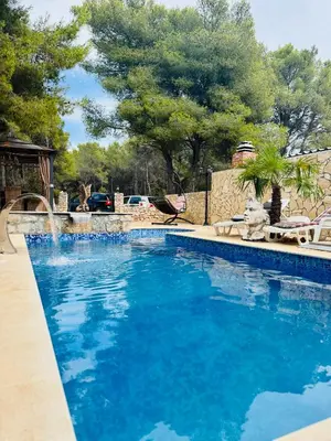 Bazen u objektu Villa Paradisio Ruheoase - Pool - Klima - Küche - Parken ili u blizini