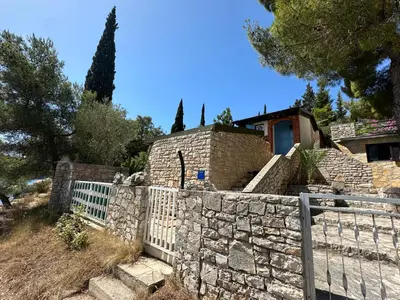 Zgrada u kojoj se nalazi apartman