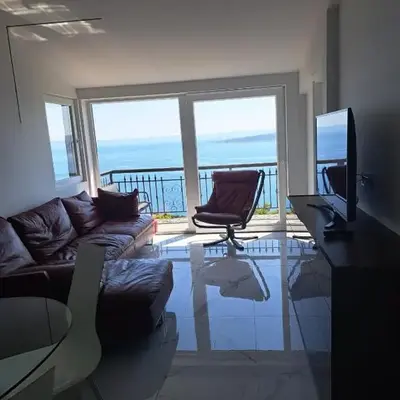 Apartman SIX