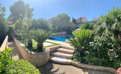 Bazen u objektu Apartments in Podstire - Insel Brac 42460 ili u blizini