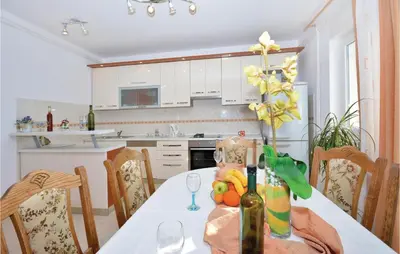 Kuhinja ili čajna kuhinja u objektu Apartment Omis Lxxvi