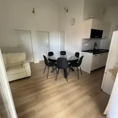 Apartman V