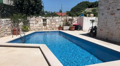 Bazen u objektu Villa Rosa, Dracevica 46a, Brac ili u blizini