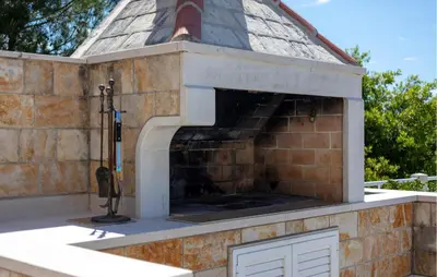 Tlocrt objekta Stunning Home In Sumartin With Wifi