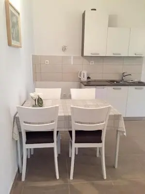 Kuhinja ili čajna kuhinja u objektu Guesthouse Mala Luce Stobreč