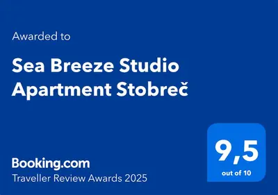 Certifikat, nagrada, logo ili neki drugi dokument izložen u objektu Sea Breeze Studio Apartment, 30m to Pebble Beach, Central Stobreč with Summer Amenities