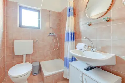 Kupaonica u objektu Loft studio apartment near center