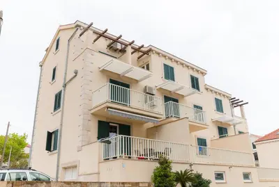 Zgrada u kojoj se nalazi apartman