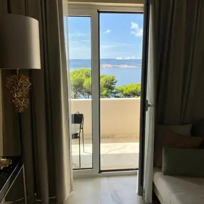 LIZA I Sea View