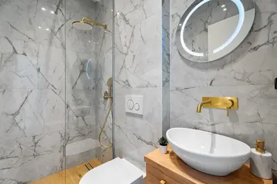 Kupaonica u objektu Casa Vita featuring a sea view, billiards, and heated pool