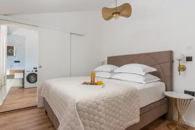 Krevet ili kreveti u jedinici u objektu Villa Florinda with Pool and Prime Location near Split