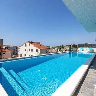 Stunning Apartment In Podstrana