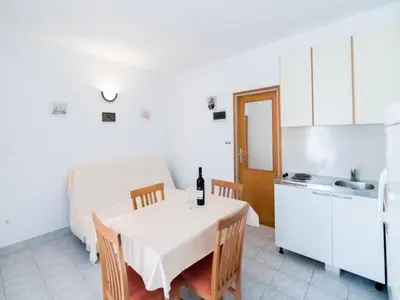 Kuhinja ili čajna kuhinja u objektu Apartments Veve - One Bedroom Apartment with Terrace Sea View Nensi ST