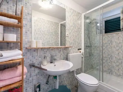 Kupaonica u objektu Apartments Sonja - Studio Apartment ST