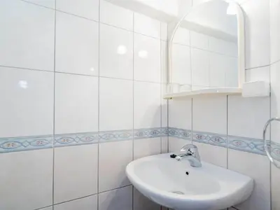 Kupaonica u objektu Apartments Ana & Bogdan - Two Bedroom Apartment with Terrace A4 ST