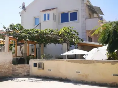 Zgrada u kojoj se nalazi apartman