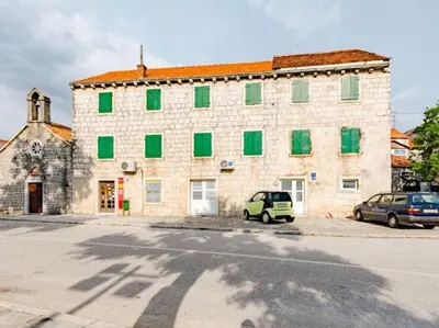 Zgrada u kojoj se nalazi apartman