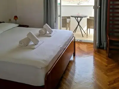 Krevet ili kreveti u jedinici u objektu Apartments Natasa- One Bedroom Apartment with Balcony A1 - ST