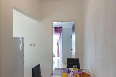 Hrana u apartmanu ili u blizini