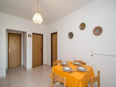 Tlocrt objekta Apartments Boguvila - Two-Bedroom Family Apartment with Terrace A2 - ST