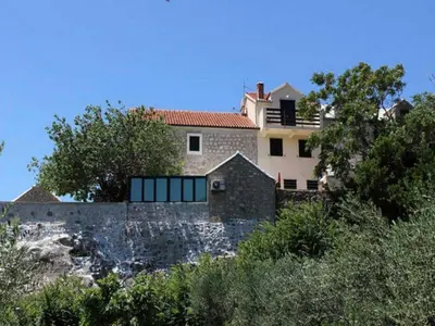 Zgrada u kojoj se nalazi apartman