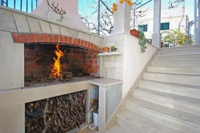 Tlocrt objekta Apartments Villa Rose - Economy Studio with Sea View and shared Terrace A3 crveni