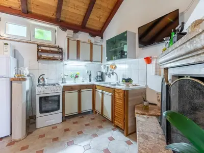 Kuhinja ili čajna kuhinja u objektu Apartments Darija - One Bedroom Apartment ST