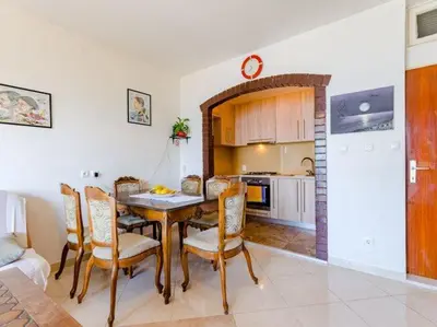 Kuhinja ili čajna kuhinja u objektu Villa Kosa - Two Bedroom Apartment with Terrace and Sea View A1 Prizemlje
