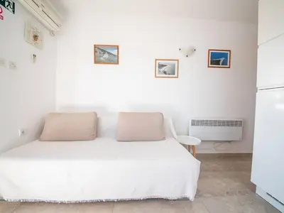 Krevet ili kreveti u jedinici u objektu Apartments Magdalena - Standard Apartment with Terrace and Sea View A2